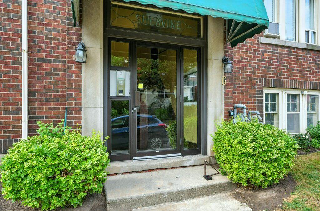 Vineland Ave, Hamilton