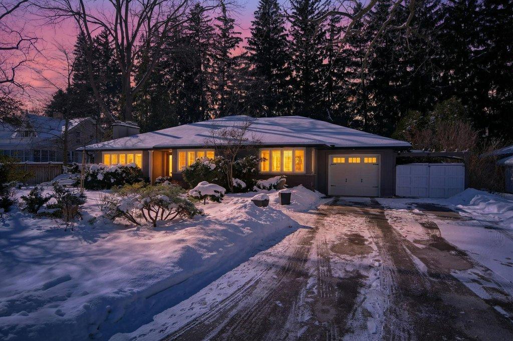 16 Lovers Lane, Ancaster