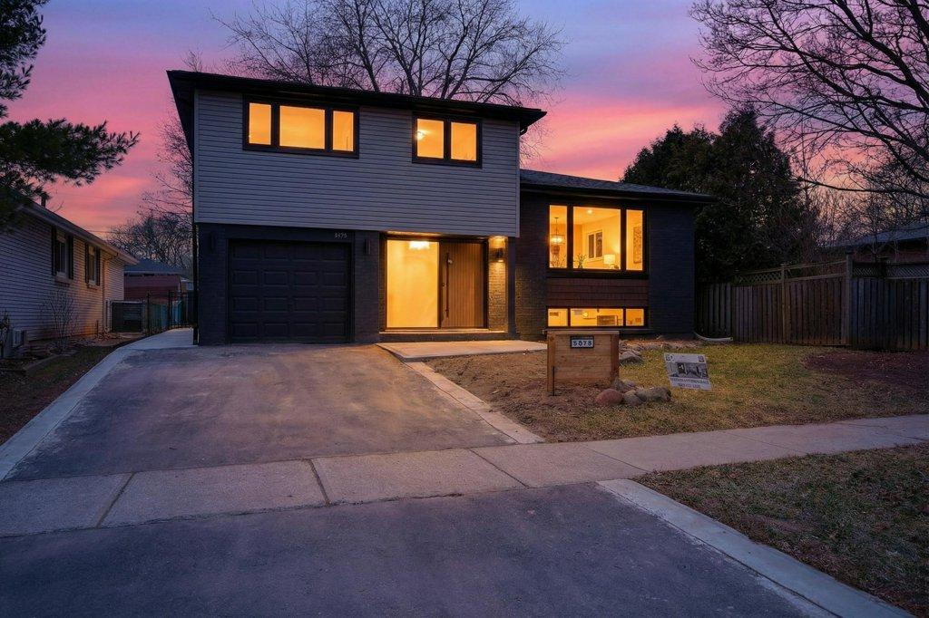 5375 Riverside Drive, Burlington