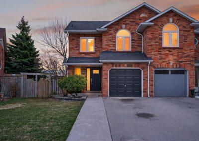 2067 Chrisdon Road, Burlington