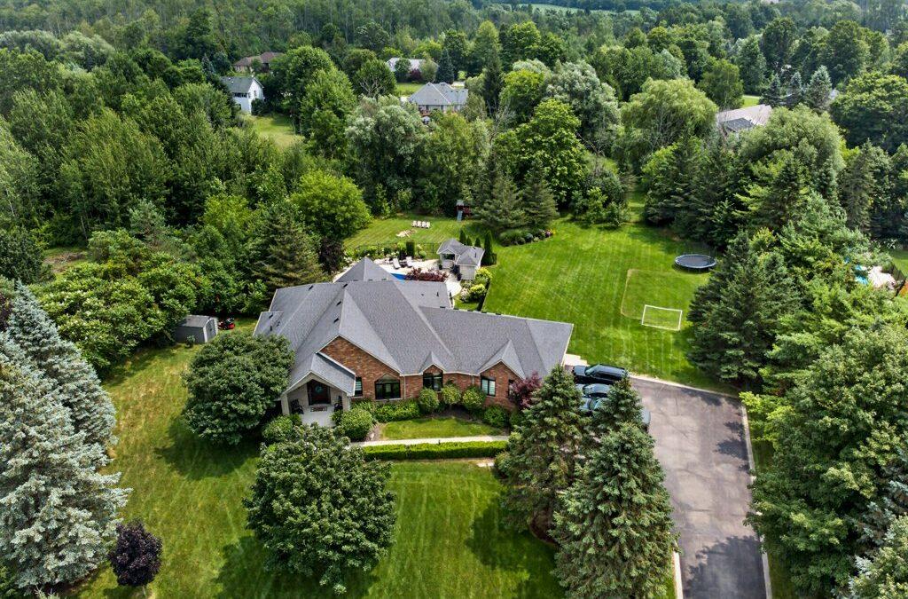 2050 15 Side Rd, Milton