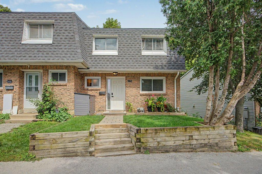 2050 Upper Middle Road, Unit #164, Burlington